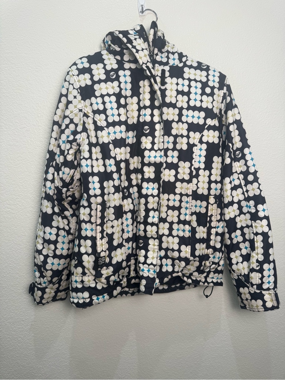 Roxy Womens Ski Snowboard Jacket Black White Print 5000 Vent Hood Powder Skirt M